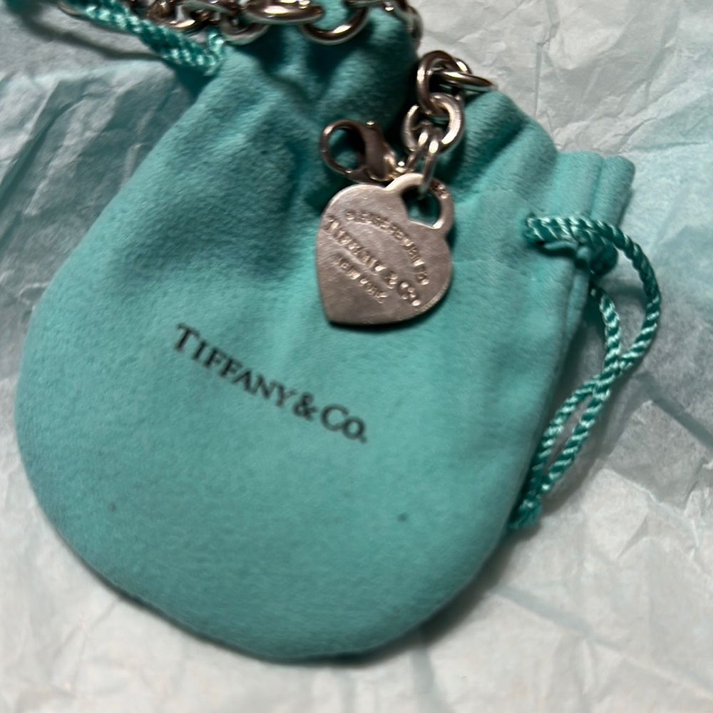 Tiffany & Co. Silver Heart Charm Bracelet - Picture 3 of 7